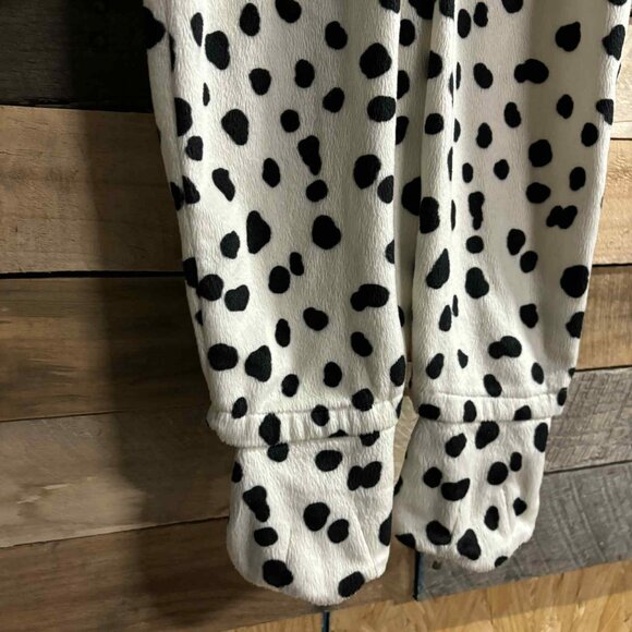 Dalmation Costume - Picture 8 of 9